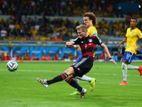 雷电竞-包含内马尔在德国队比赛中连败，挺进下一轮引发热议！的词条